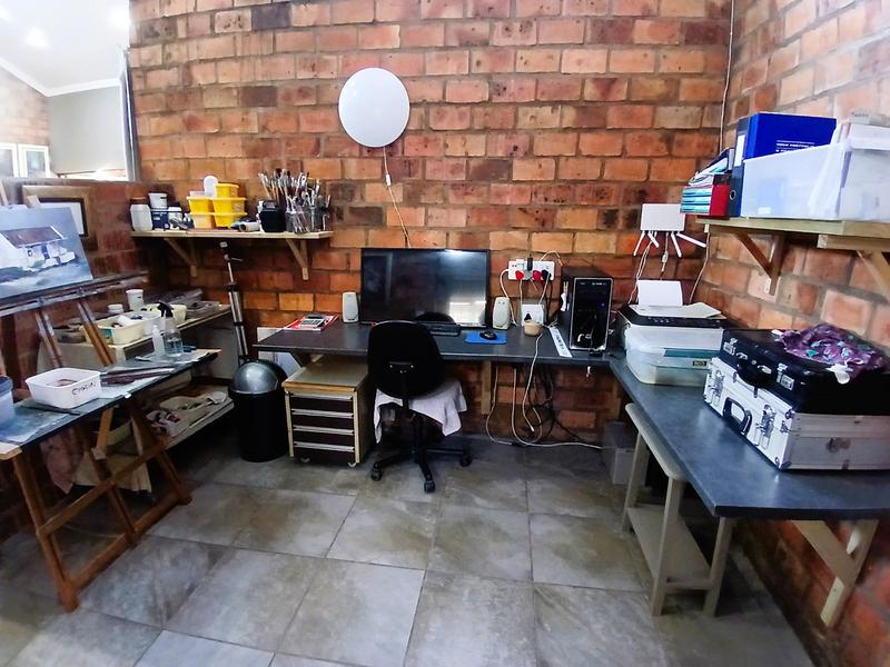 3 Bedroom Property for Sale in Stilbaai Wes Western Cape
